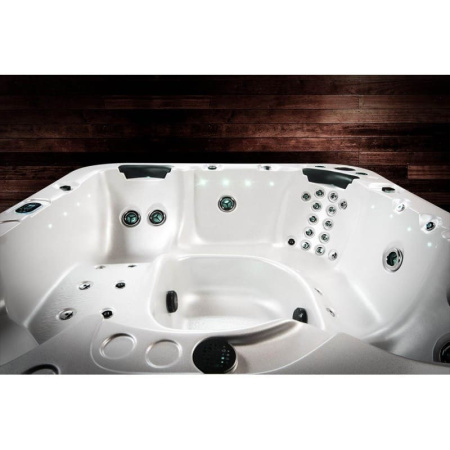 Спа бассейн Vortex Spas Xenon Спа бассейн Vortex Spas Xenon